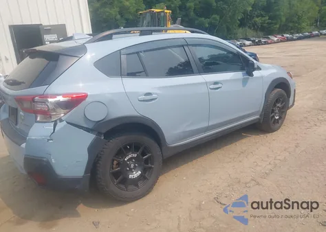 2020 Subaru Crosstrek Premium из США, поврежденный, VIN JF2GTAPC1L8213526